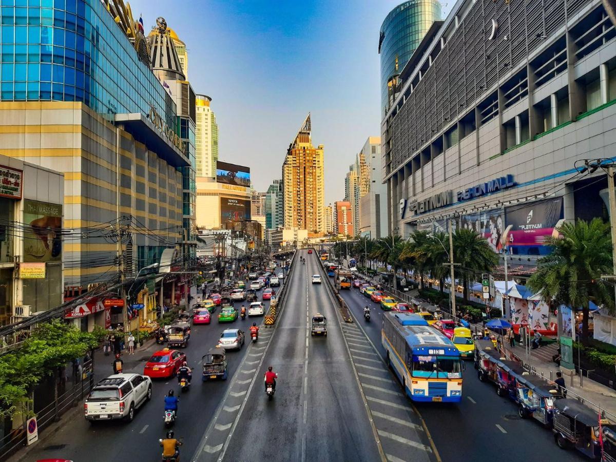 X Go Inn Suvarnabhumi Airport Банкок Екстериор снимка